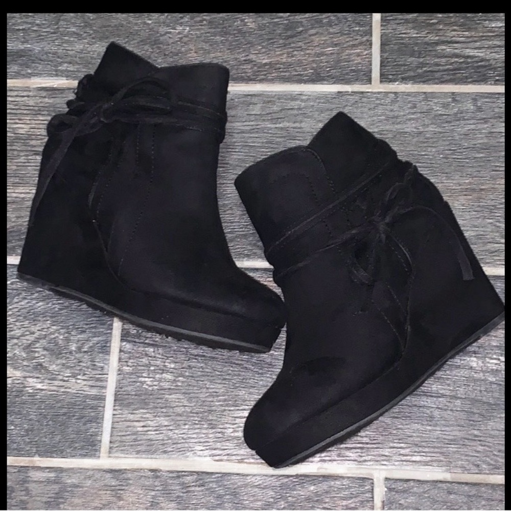 Wedge Style Black Tie Up Booties
